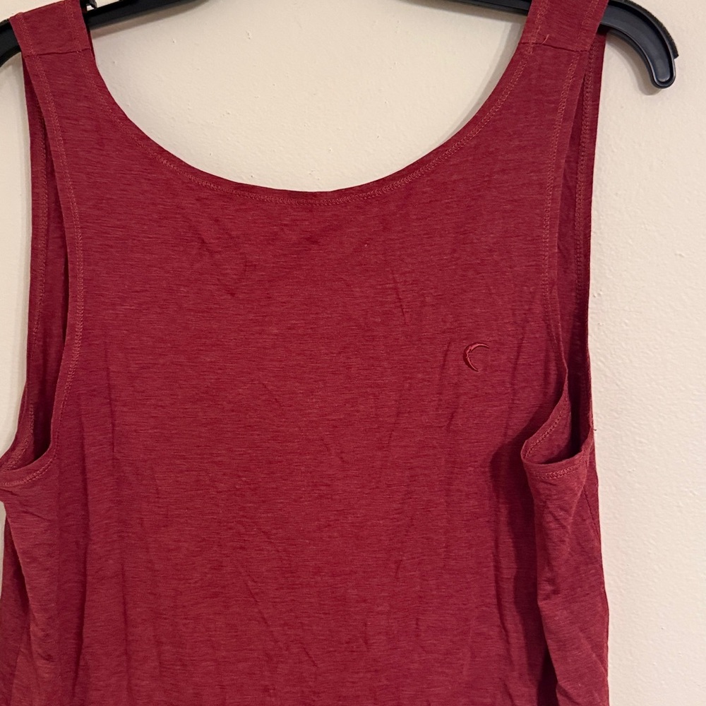 ZYIA Women's Burgundy Twist Tank Top - Picture 7 of 8